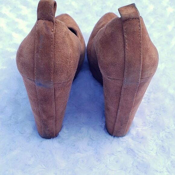 Aldo size 10 faux suede wedge heel - Picture 11 of 16